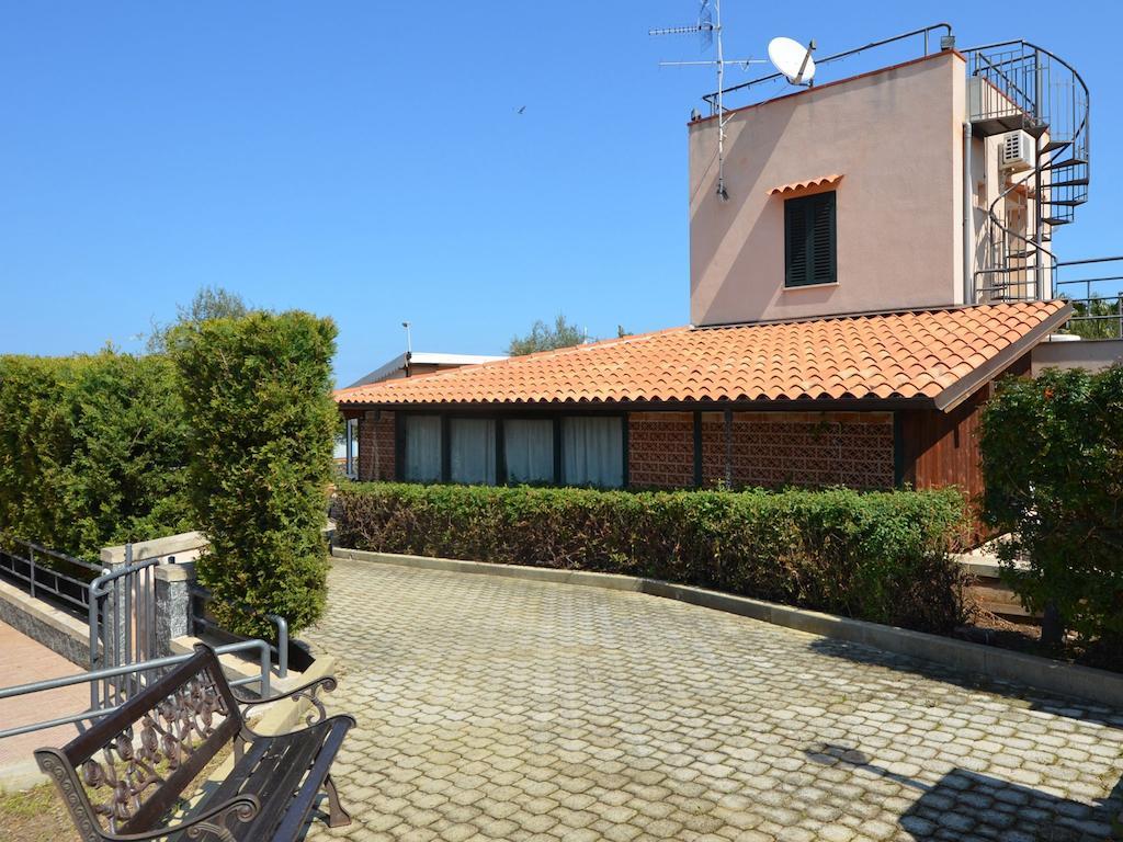 Residence Il Patio Cefalu Exterior photo